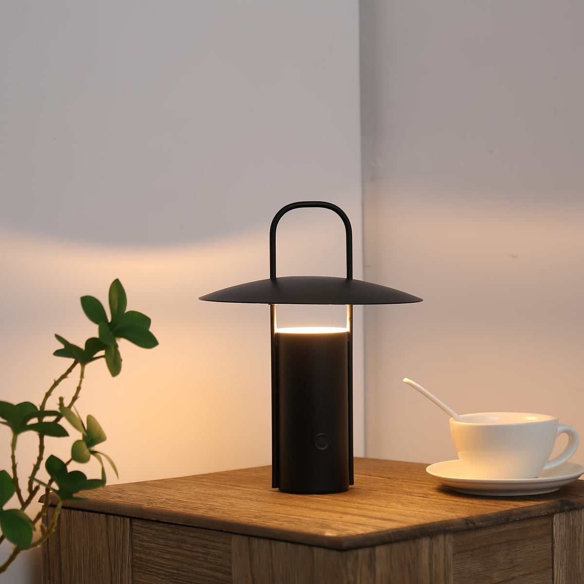 Wireless Metal LED Touch Lamp