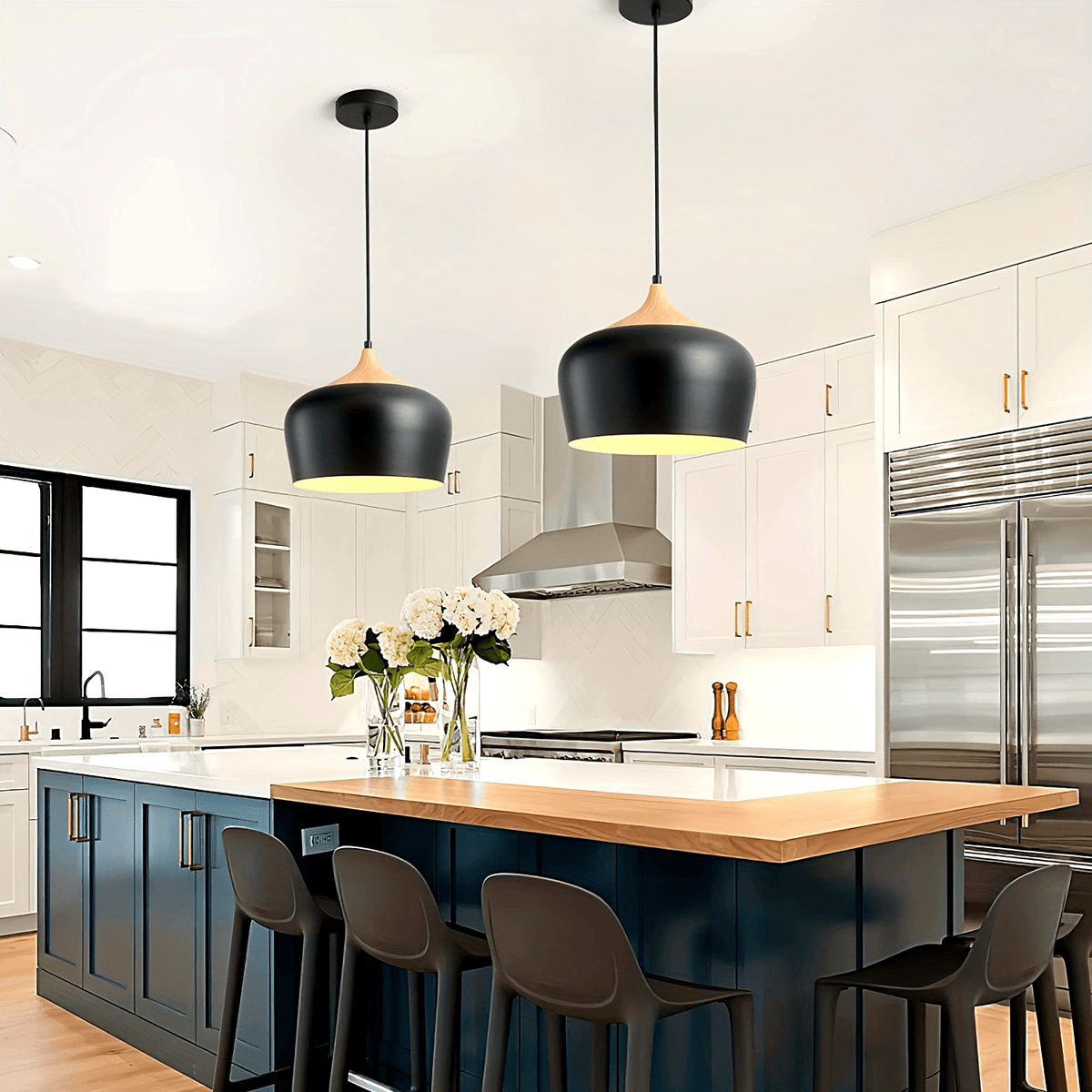 Scandinavian Iron & Wood Grain Pendant