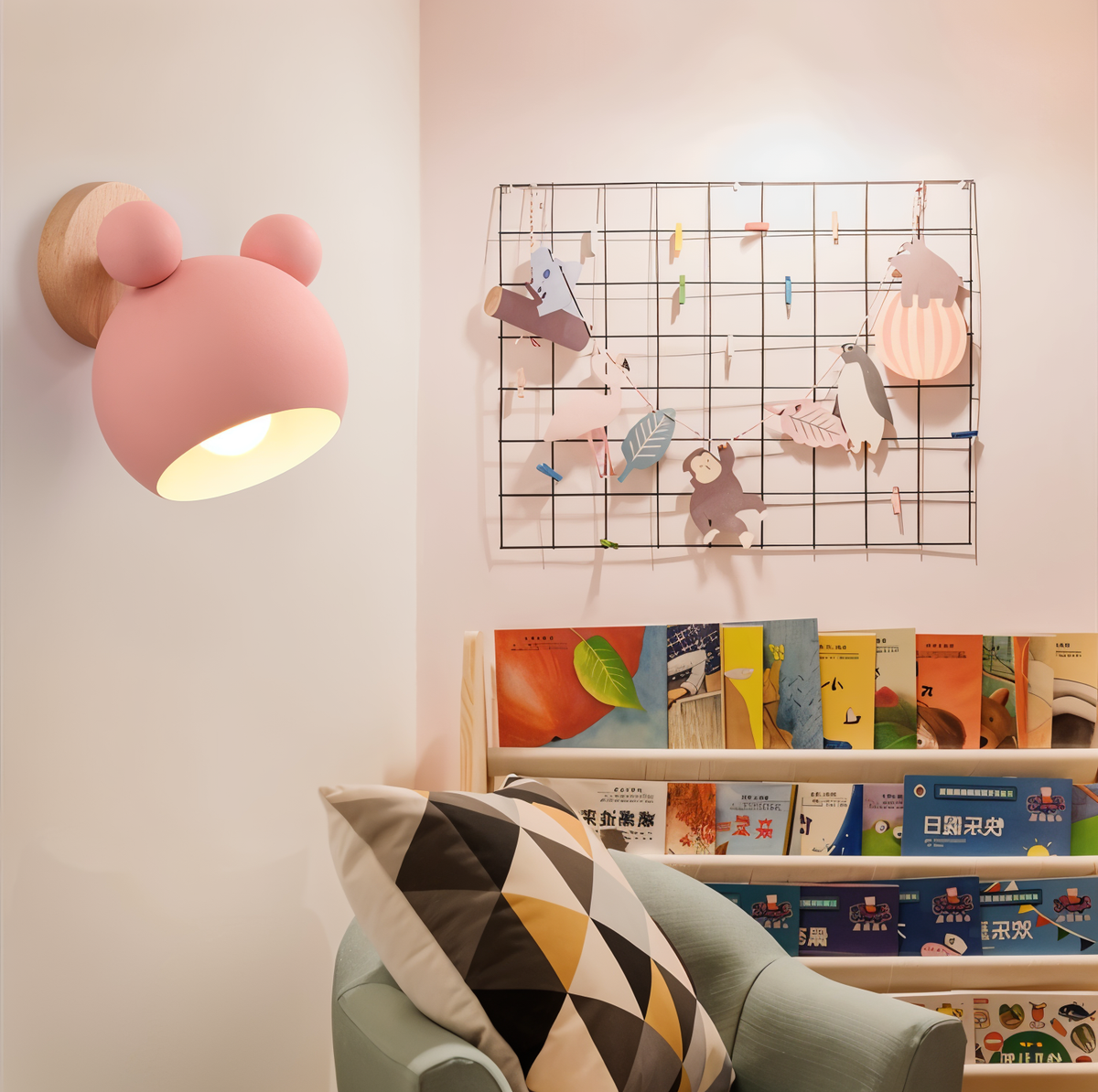 FlashMouse Playful Adjustable Wall Lamp