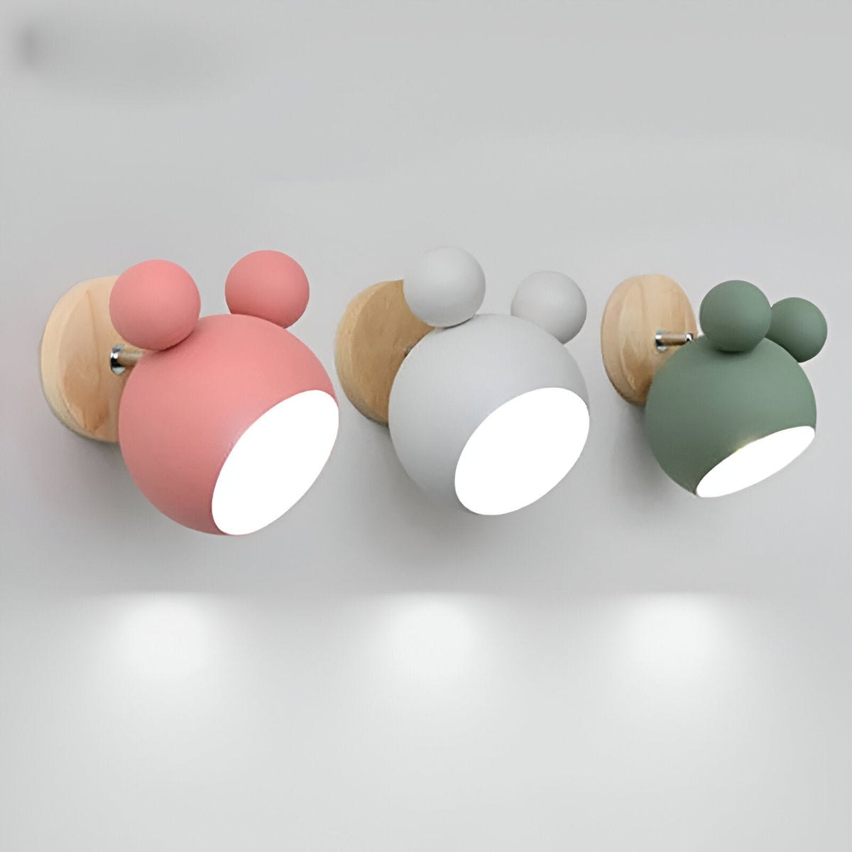 FlashMouse Playful Adjustable Wall Lamp