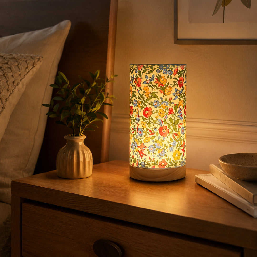 Wooden Base Linen Shade Table Lamp