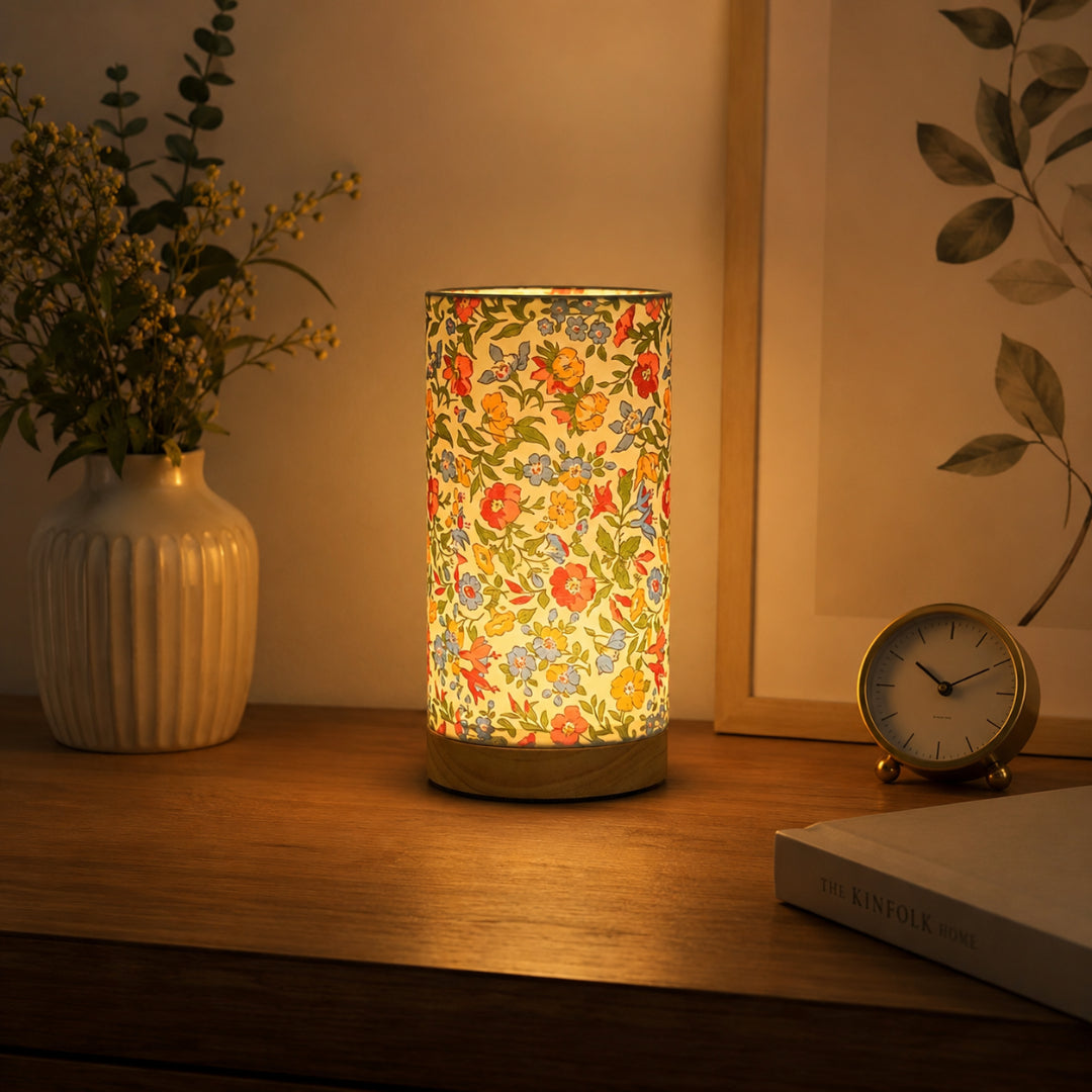 Wooden Base Linen Shade Table Lamp