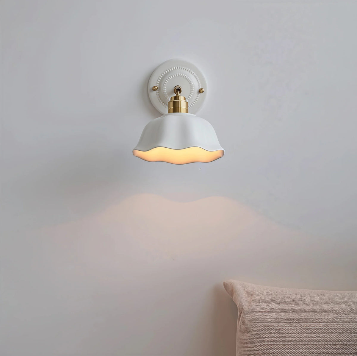 Nordic Cream Ceramic Flower Wall Lamp