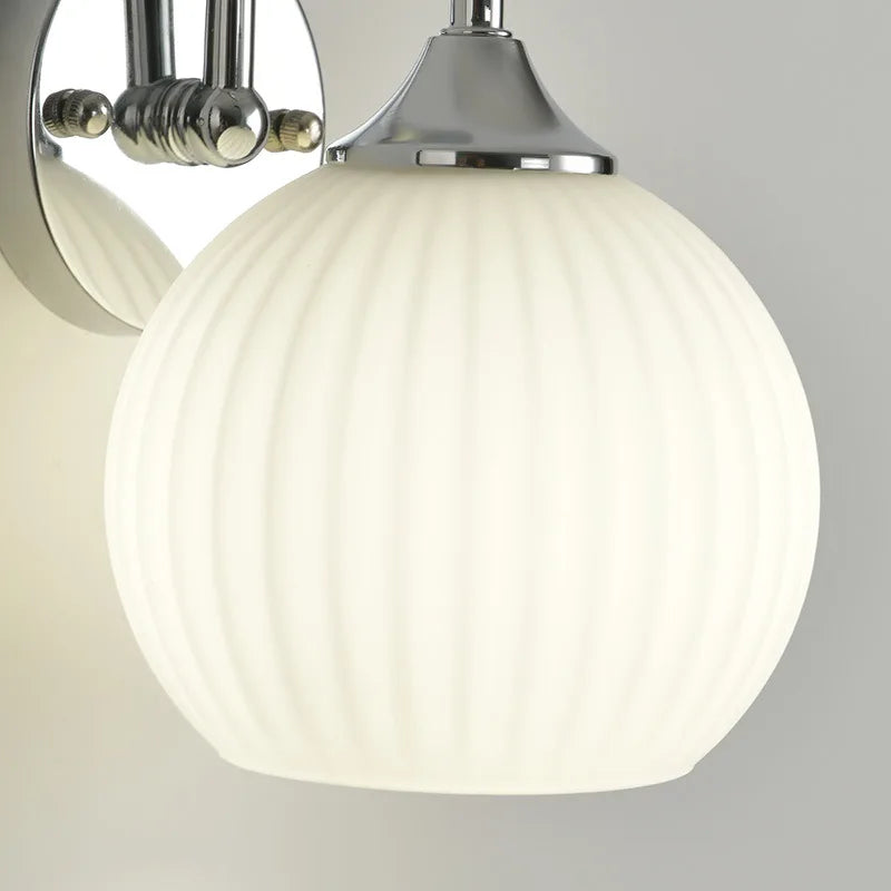 Quashion Ribbed Glass Wall Lamp